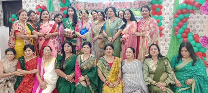 Women rejoiced in the Teej festival, Sakshi became the Teej Queen