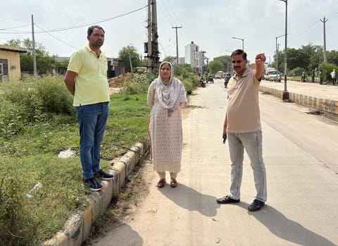 Nagar Panchayat Chairperson Saroj Rathi took stock of the special cleanliness drive