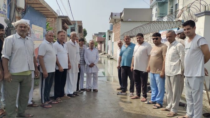 Devnagar colony residents are forced to live a hellish life