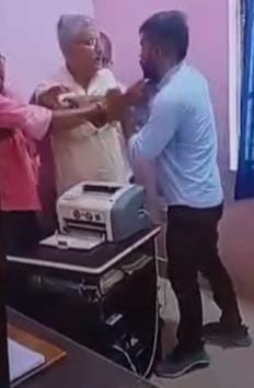 Scuffle between BJP Kisan Morcha District President and SDO