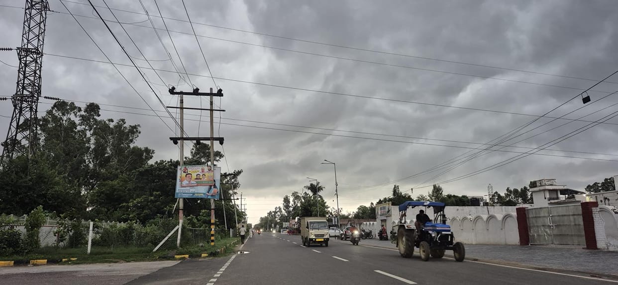 People were suffering from scorching sun and humidity throughout the day, there is a possibility of rain today