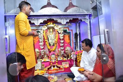 Jaisalmer News: Deputy Chief Minister Dr. Premchand Bairwa worshiped at Tanot Mata Temple