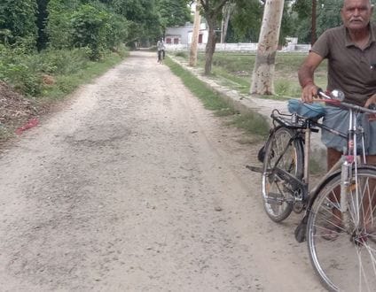 The faith of the Kanwadis is suffering in the dust and pits