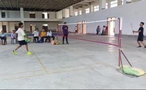 Banda in badminton, Girwan champion in table tennis