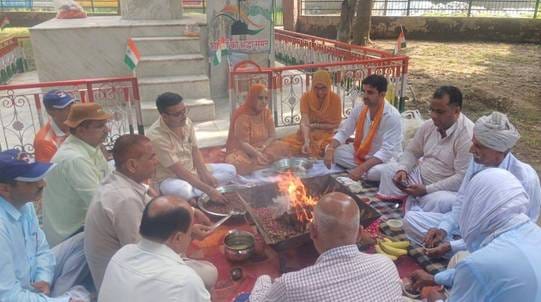 Tribute paid to Kargil martyrs by performing havan