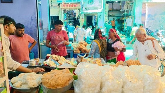 There was a lot of shopping of Ghevar and Fani before Teej