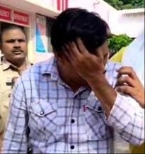 The clerk who was caught taking a bribe of five thousand rupees burst into tears in the police station