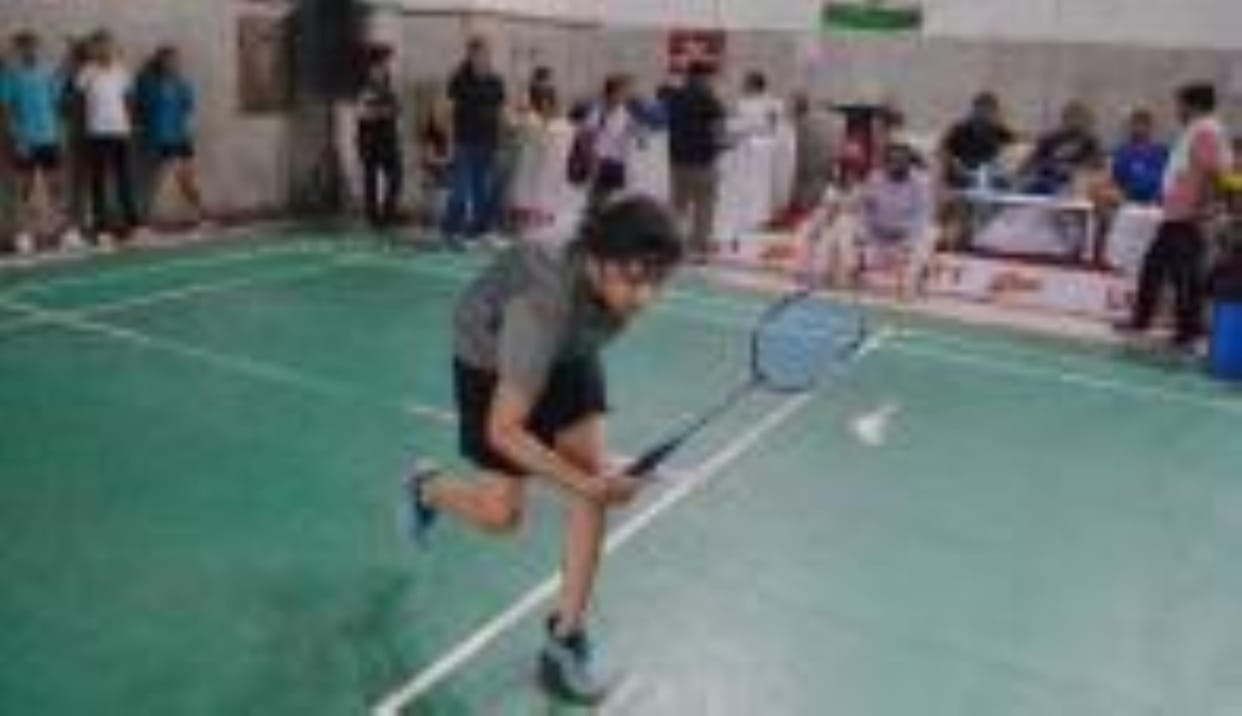 Badminton: Adish and Savi were first in the district competition