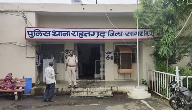 पुलिस ने केस दर्ज कर जांच की शुरू।