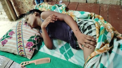 Power failure, three students fainted