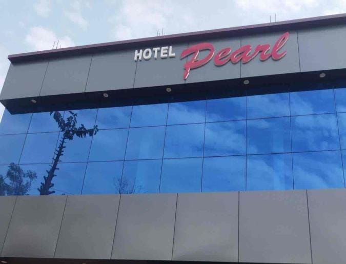 Prostitution racket busted in Kushinagar, two hotels sealed