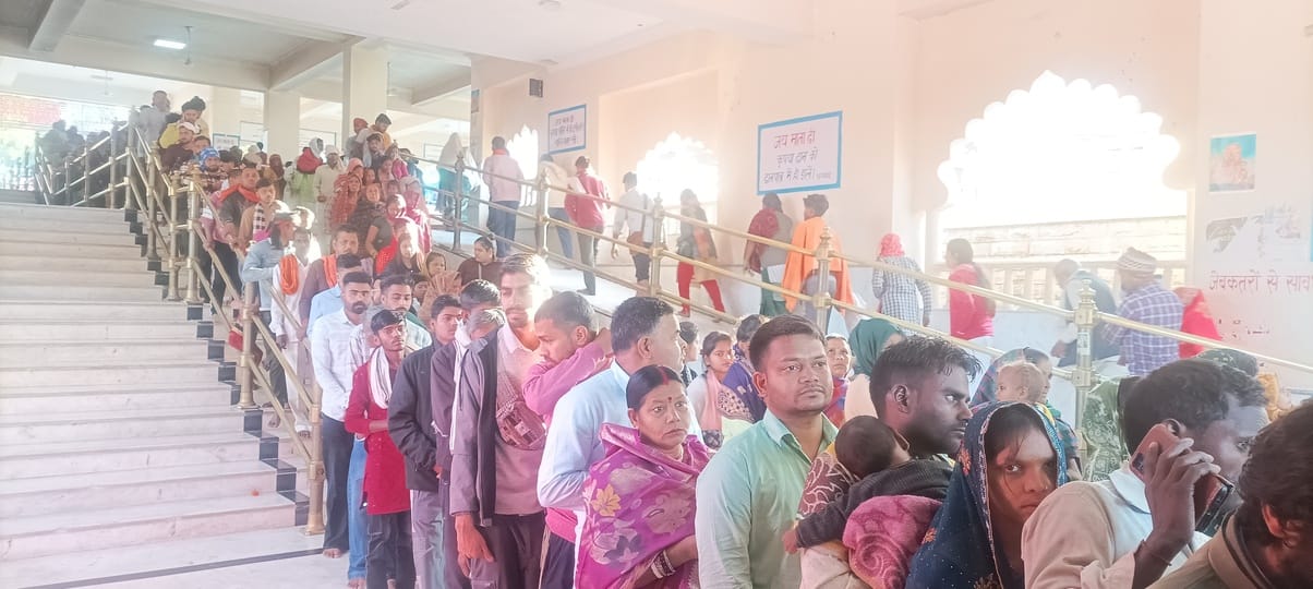 Crowd of devotees gathered at Chamunda temple
