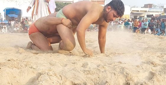 32 wrestling matches took place on the first day of Manokameshwar fair, 15 ended in a draw