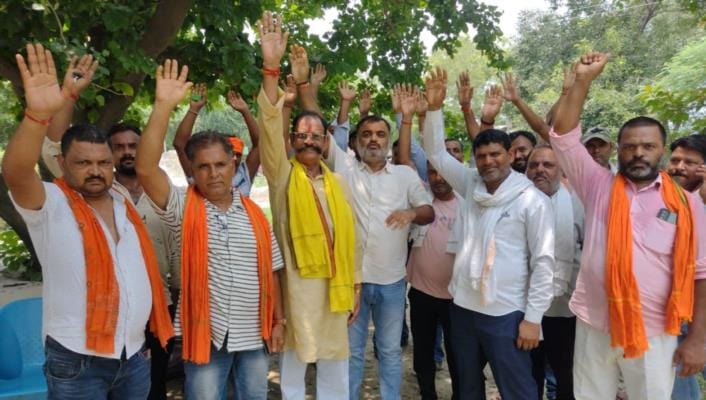 Villagers' anger erupted against power cuts
