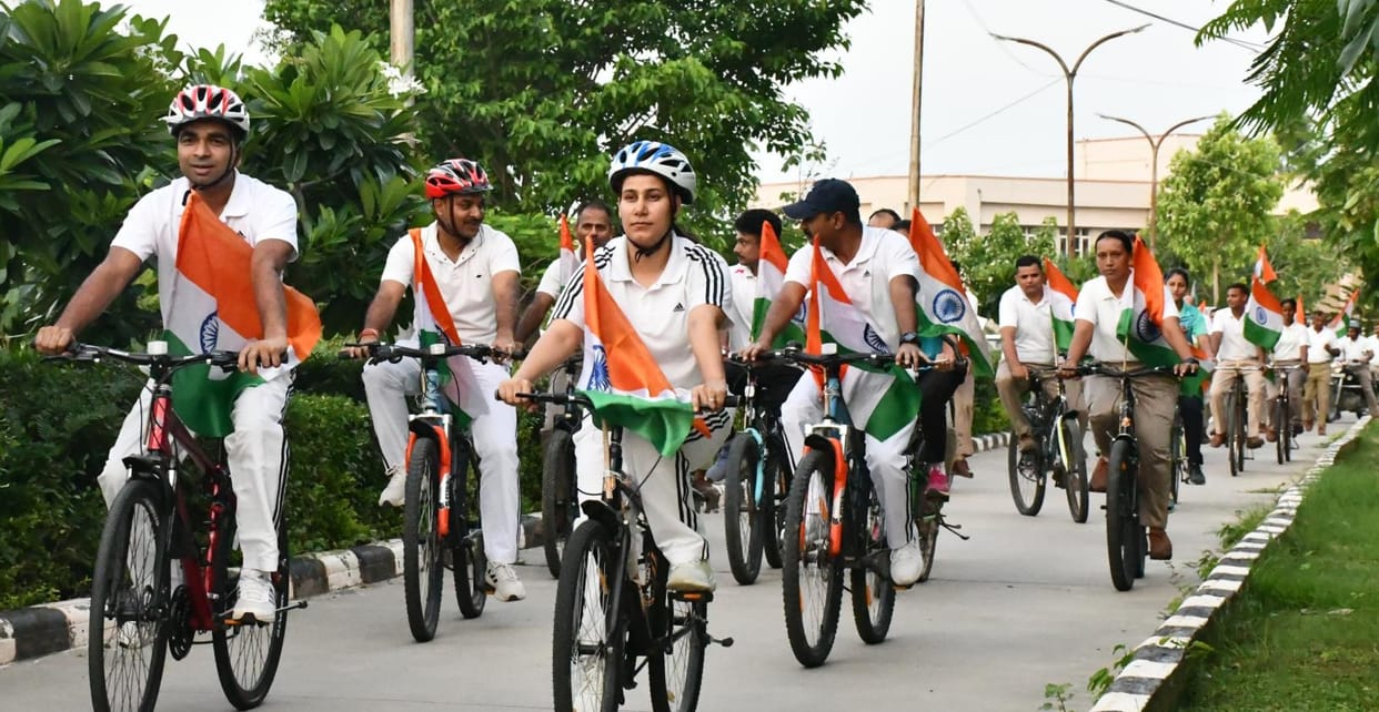 Message of Fit India given by cycle rally