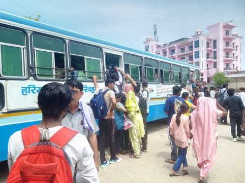 Common passengers depend on 30 buses in the district