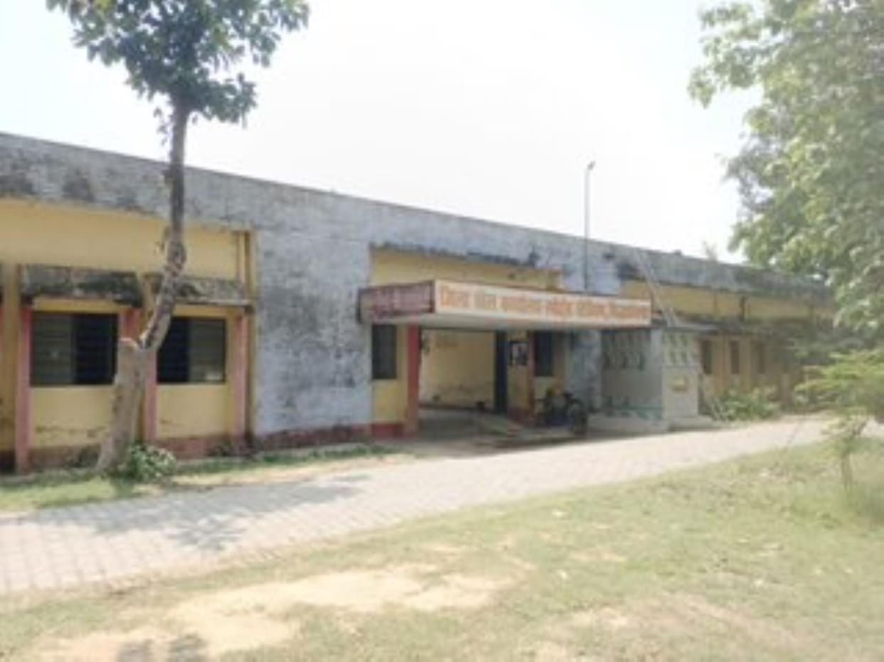 There is no gym facility, athletics players practice in the field