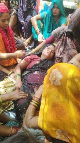 Contract worker dies due to electric shock while working on transformer