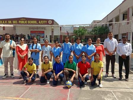 Students showed their skills in DAV national cluster level competitions