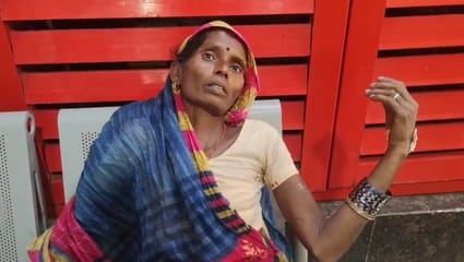 मधेपुरा मेडिकल कॉलेज में इलाजरत घायल। फोटो - अमर उजाला डिजिटल