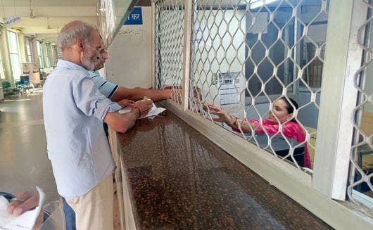 15 lakh property tax came on Saturday, will be deposited today also