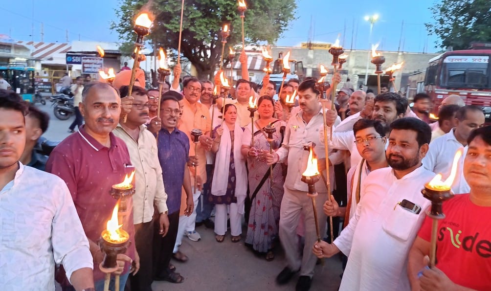 A torch rally was taken out to pay tribute to the martyrs