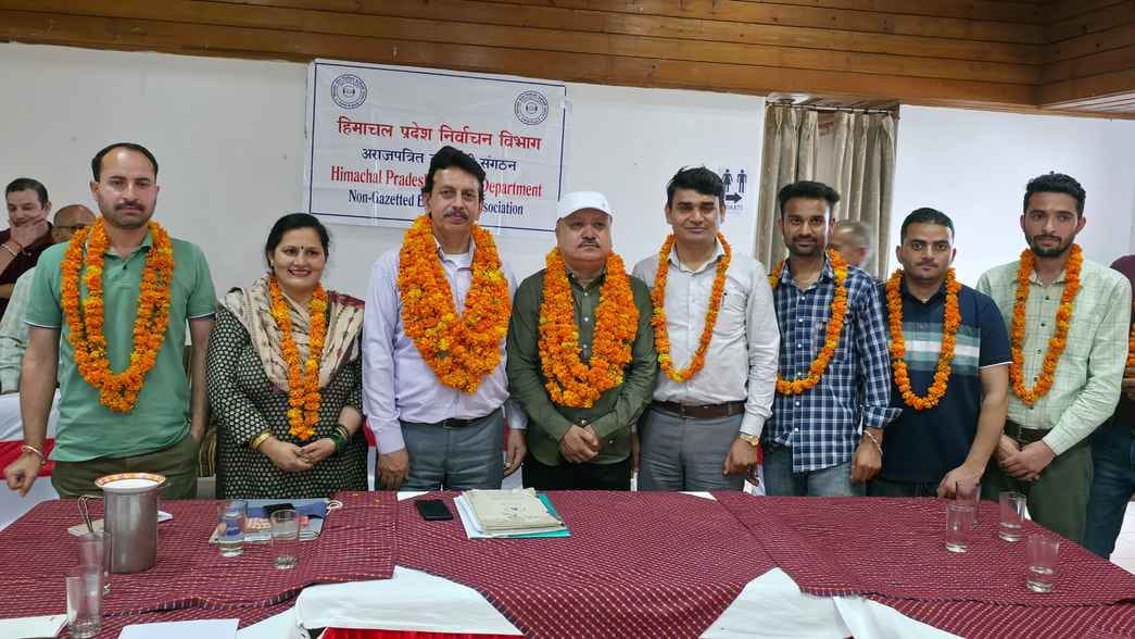 Vinod Sharma became the President of Election Department Non-Gazetted Employees Organization for the seventh time