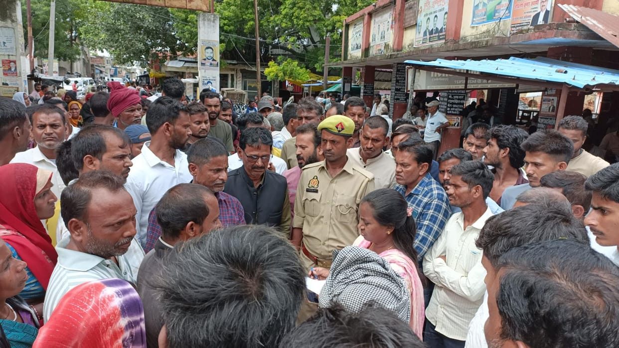 Enraged over the death of the pregnant woman, police station surrounded