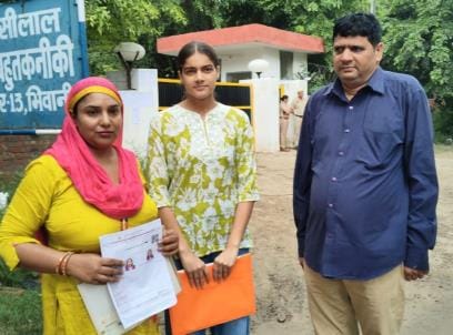 Uncle and niece became the support of disabled candidates in CET exam