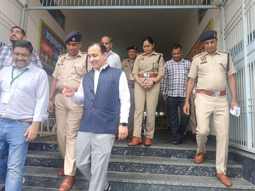 HSSC chairman visited CET centers