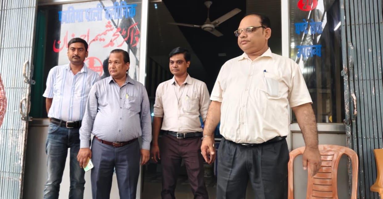 Raid on illegal clinics, seven sealed