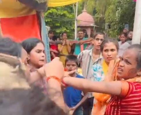 Jewellery of 11 devotees stolen during temple visit
