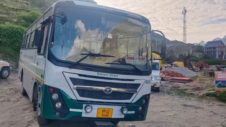 Now the bus of Shimla-Kelang route is going via Koksar