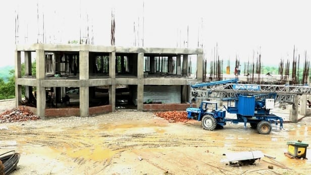 Rajiv Gandhi Day-Boarding School is being built in Karha with a cost of Rs 50 crore