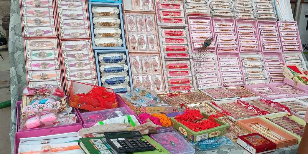 The markets are full of excitement on the occasion of Rakshabandhan