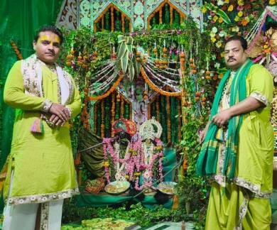 Jhoolan Mahotsav celebrated with great pomp in Radha Damodar Temple