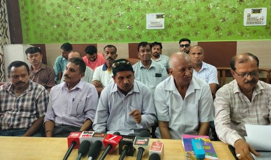electricity board employees