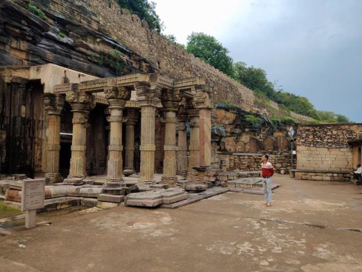 Kalinjar Fort contains the glory of Mahadev along with the tales of the bravery of the kings