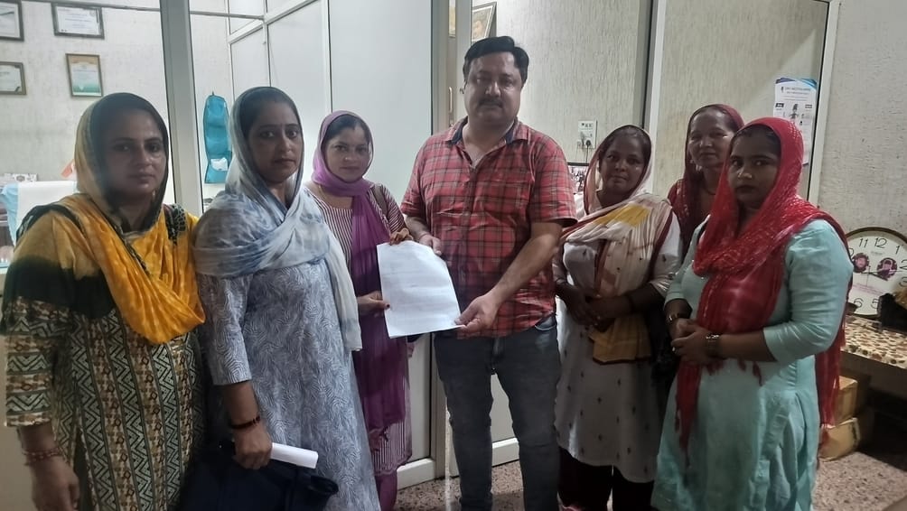 Mid Day Meal Workers will protest at the residence of Education Minister on August 3: Sunita