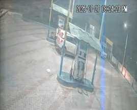 Two youths fled from the spot after filling diesel in the car
