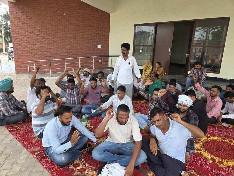 There will be a two-hour protest in the electricity offices of the Cantt unit