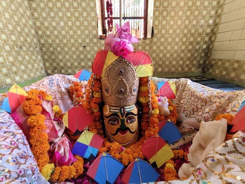 On the third Monday of Sawan, Shiva was decorated in Modawala temple