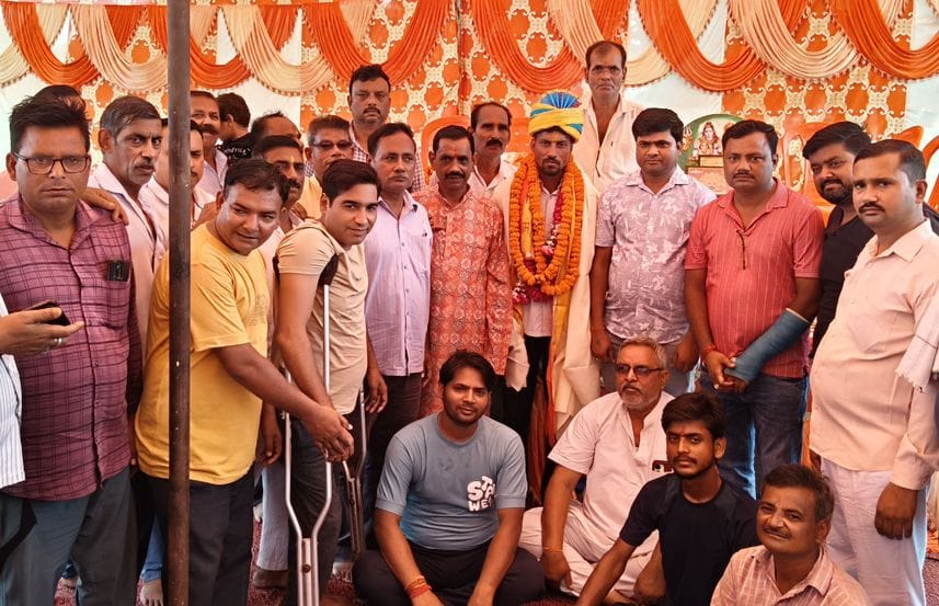 A warm welcome to the youth who returned from Kedarnath Yatra