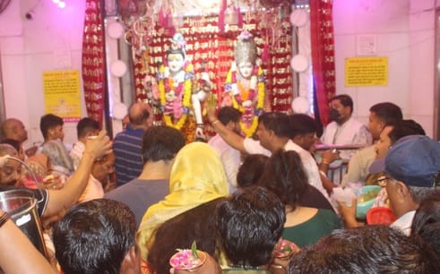 Third Monday...Shiv devotees performed Jalabhishek in temples
