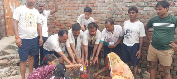 There was a dispute between two parties over installing Shivling on the platform