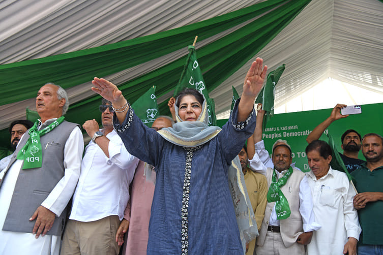 Mehbooba once again raised the issue of talks with Pakistan