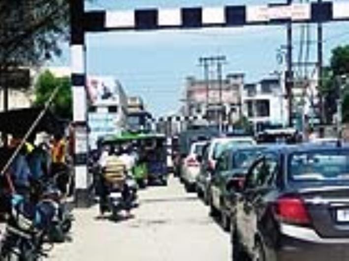 Demand raised for construction of underbridge at railway gate, letter sent to Railway Minister