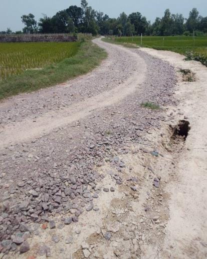 In the name of road construction, ballast was laid and left