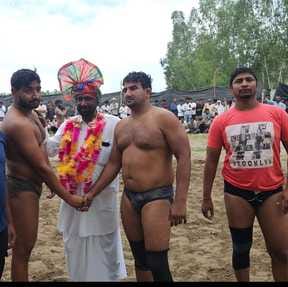 Female wrestler Himani defeated Ekta