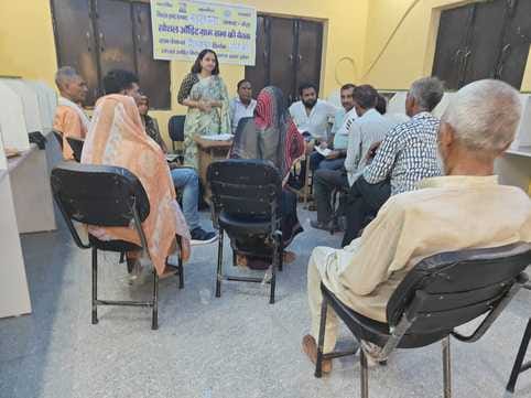 The team did a social audit of MNREGA works in Daulatpur